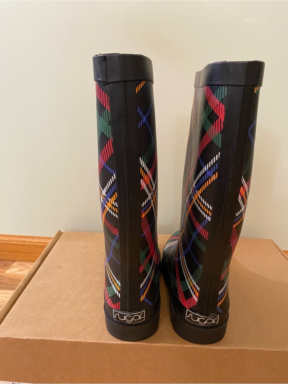 Sugar Women's Raffle 4 Tall Rain Boots in Black & Red Plaid Size 8 NIB - Picture 5 of 11